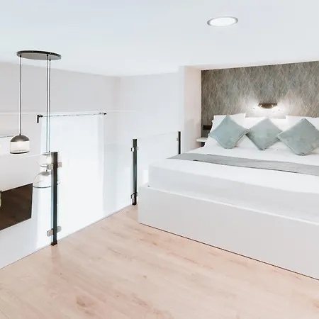 Perla Luxory 1. * Budapest